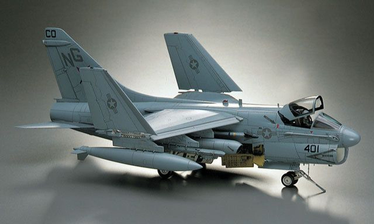 Hasegawa [PT47] 1:48 A-7D/E CORSAIR II