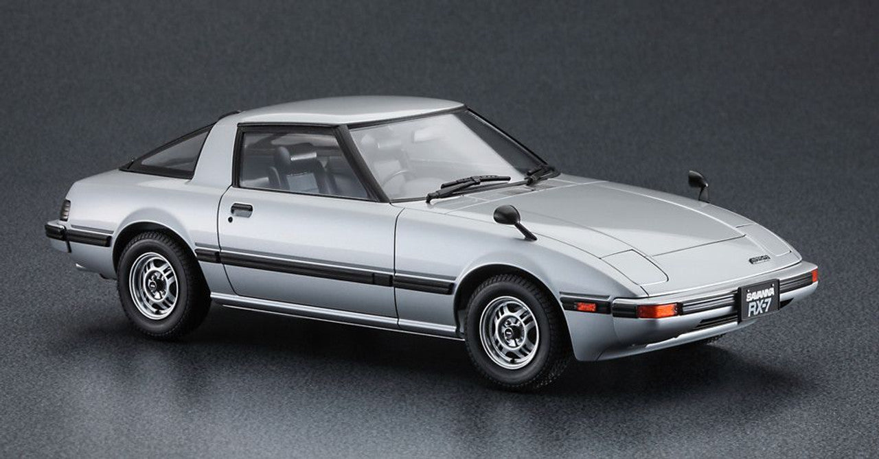 Hasegawa 1/24 MAZDA SAVANNA RX-7 (SA22C) MIDDLE VERSION GT (1980)