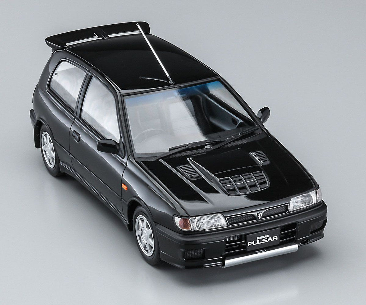 Hasegawa [HC47] 1:24 NISSAN PULSAR (RNN14) GTI-R(4967834211476)