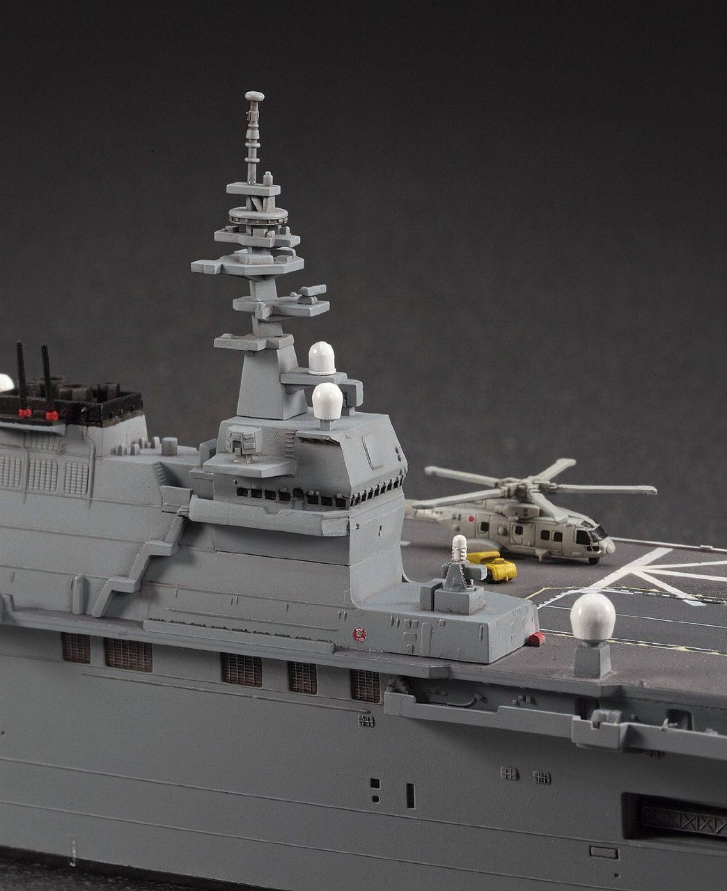 Hasegawa [031] 1:700 J.M.S.D.F. DDG IZUMO(4967834490314)