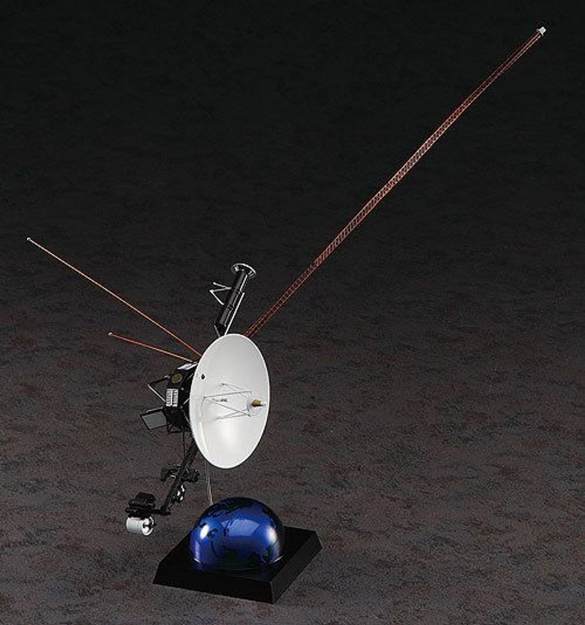 Hasegawa [SW02] 1:48 UNMANNED SPACE PROBE VOYAGER