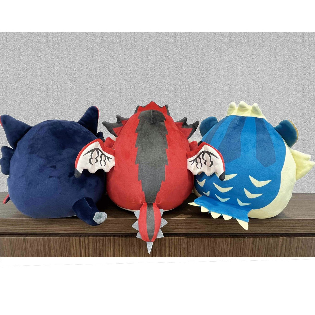 CAPCOM Monster Hunter Fluffy Eggshaped Plush Nargacuga