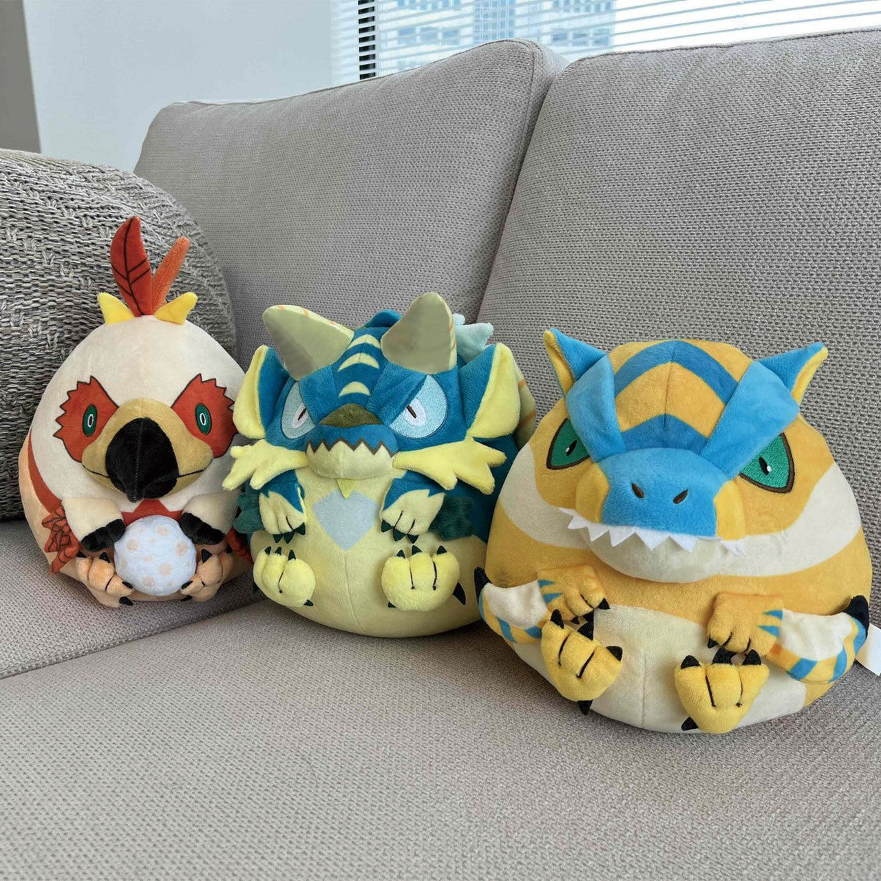 CAPCOM Monster Hunter Fluffy Eggshaped Plush Zinogre