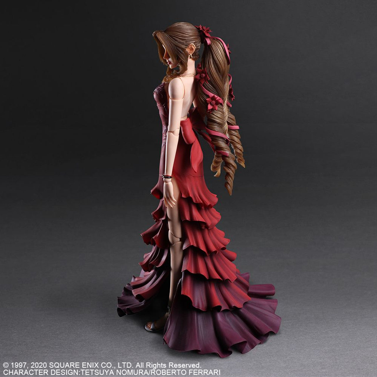 SQUARE ENIX FINAL FANTASY VII REMAKE™ PLAY ARTS KAI™ AERITH GAINSBOROUGH DRESS Ver.