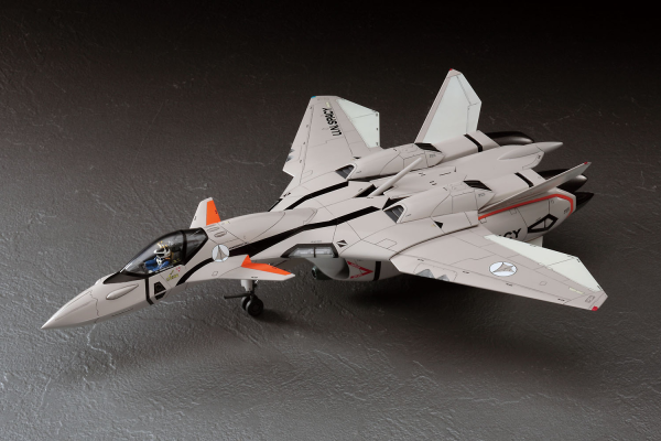 Hasegawa [22] 1:72 VF-11B THUNDERBOLT MACROSS PLUS(4967834657229)(4967834657229)