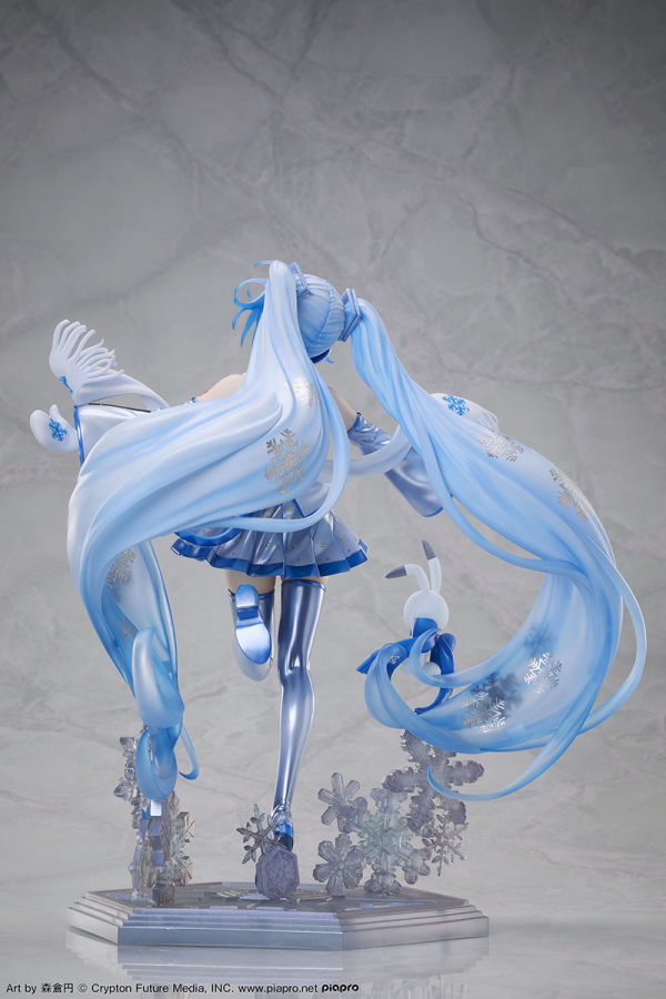 Design COCO Snow Miku Sky Town 10th Anniversary Ver. 1/7 Complete Figure(4595643112433)(4595643112433)