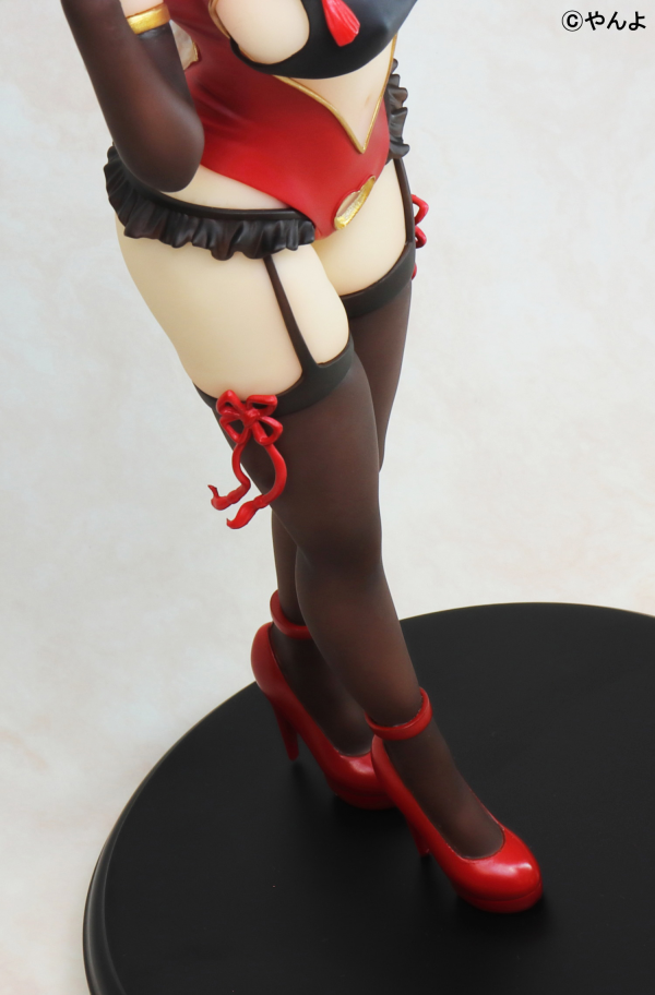 Good Smile Company YUI Red Bunny Ver. Illustration by Yanyo(4560266125696)(4560266125696)