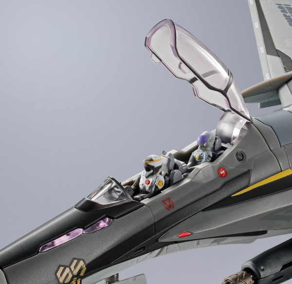 BANDAI Tamashii VF-25S ARMORED MESSIAH VALKYRIE(OZMA・LEE USE) RIVIVAL Ver. "MACROSS", TAMASHII NATIONS DX CHOGOKIN