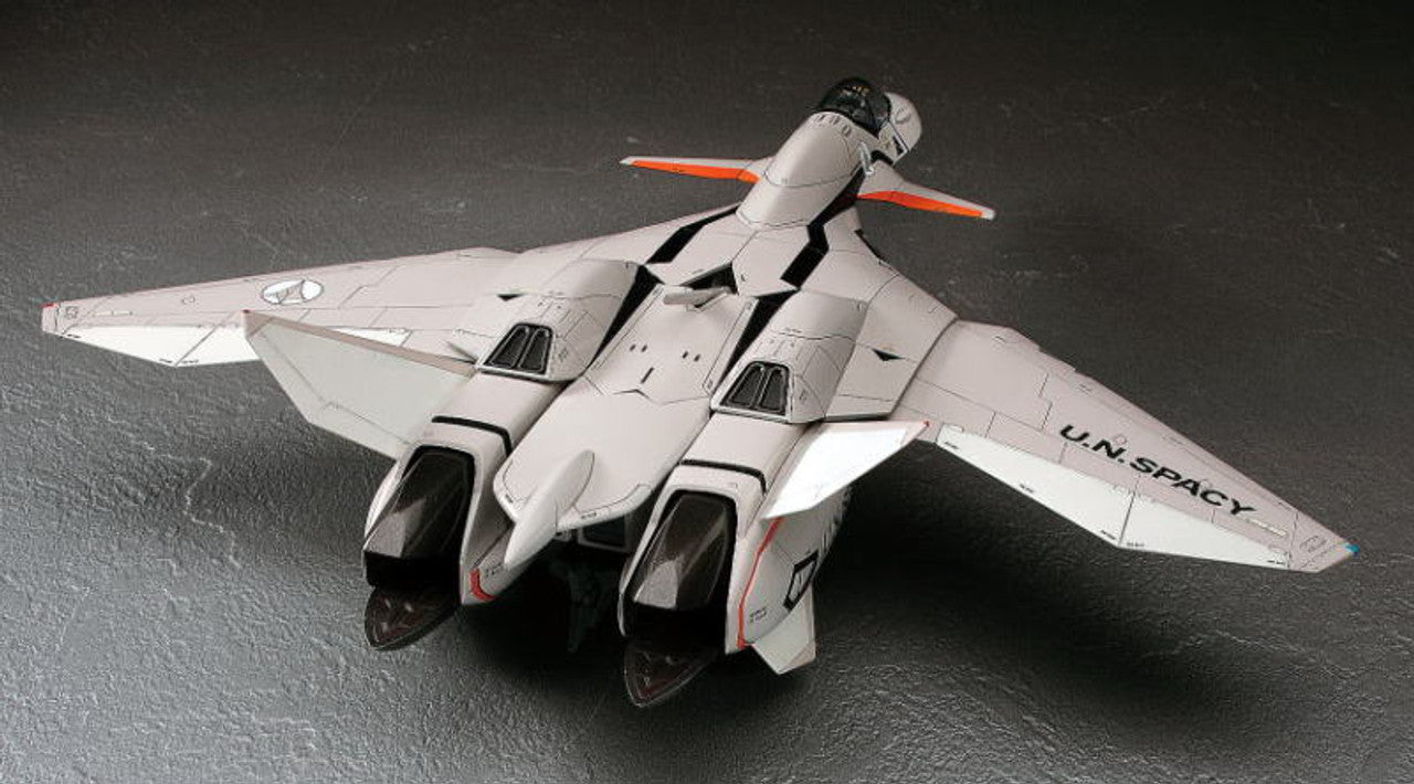 Hasegawa [22] 1:72 VF-11B THUNDERBOLT MACROSS PLUS