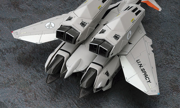 Hasegawa [23] 1:72 VF-11B SUPER THUNDERBOLT MACROSS PLUS(4967834657236)(4967834657236)