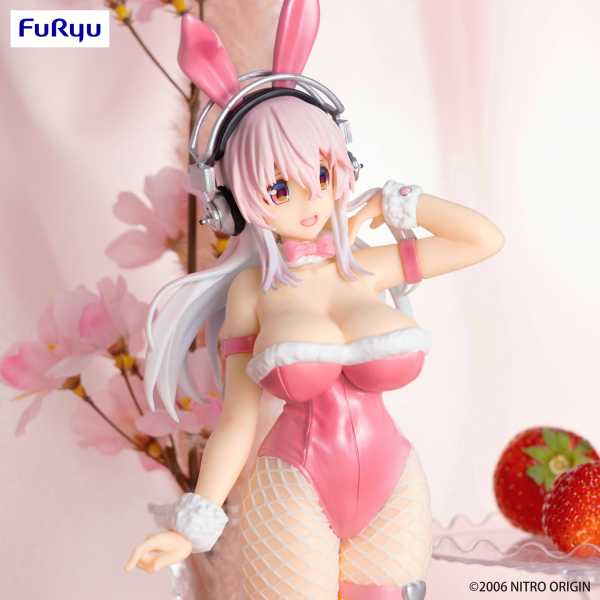 FURYU Corporation SUPER SONICO BiCute Bunnies Figure -SUPER SONICO Pink ver.-