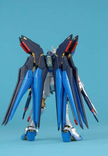 BANDAI Hobby MG Strike Freedom Gundam(4573102616067)(4573102616067)