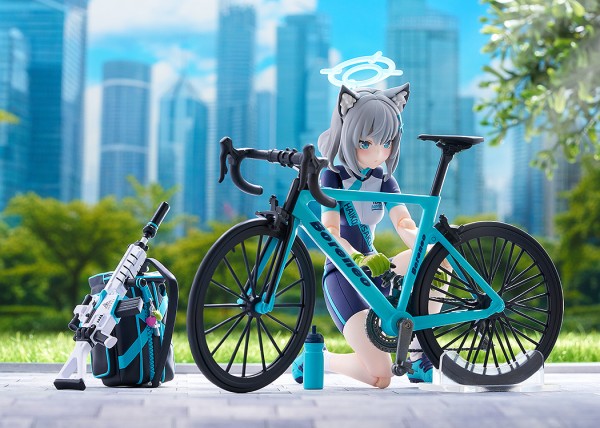 GOOD SMILE COMPANY figma Shiroko Sunaookami (Cycling) DX Edition(4545784069776)(4545784069776)