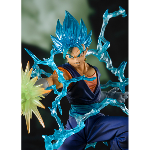 BANDAI Spirits SSGSS Vegito Event Exclusive Color Edition Dragon Ball, Bandai Tamashii Nations Figuarts Zero