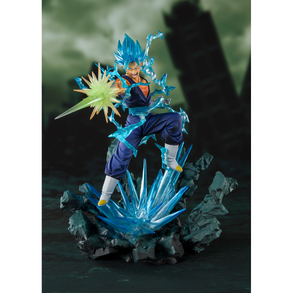 BANDAI Spirits SSGSS Vegito Event Exclusive Color Edition Dragon Ball, Bandai Tamashii Nations Figuarts Zero