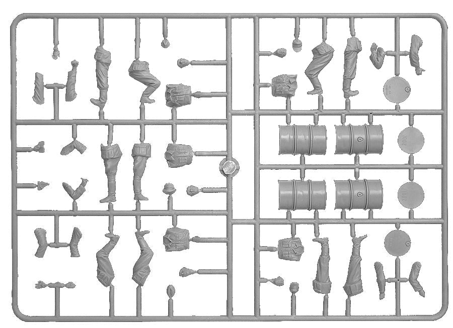Miniart [35256] 1/35 German Soldiers w/ Fuel Drums. Special Edition