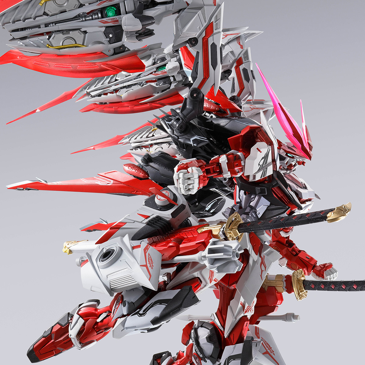 BANDAI Toy METAL BUILD GUNDAM ASTRAY RED DRAGONICS (P-Bandai Exclusive)