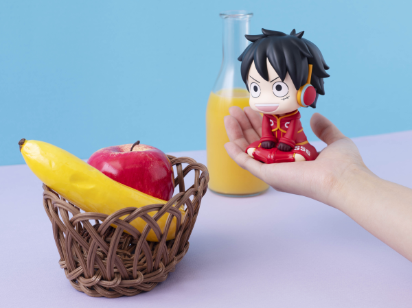 Lookup ONE PIECE Monkey D. Luffy Ver. Future Island Egghead【with gift】 | 4535123841064