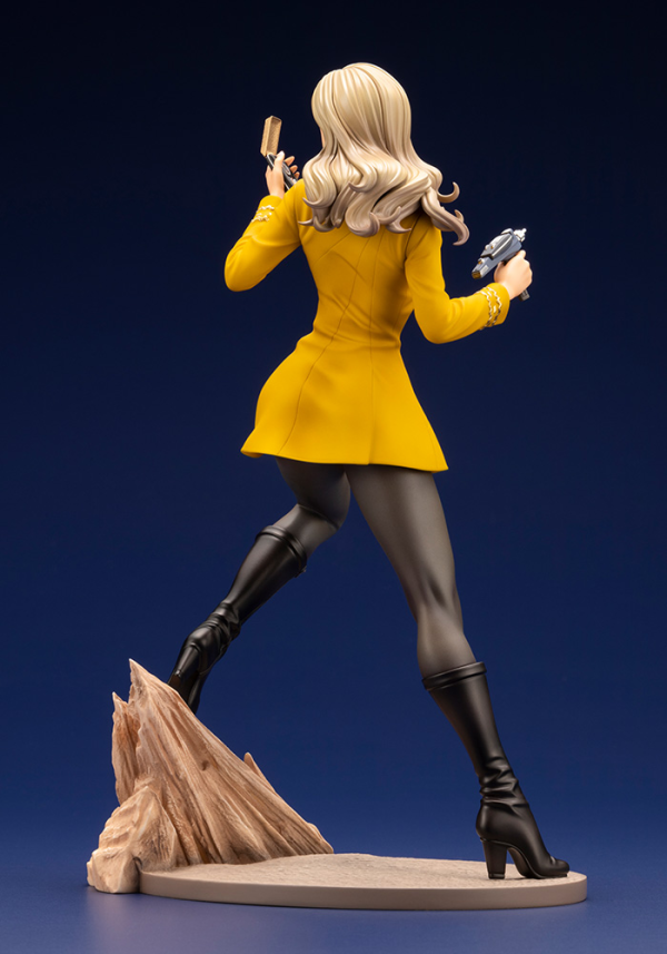 KOTOBUKIYA STAR TREK COMMAND OFFICER BISHOUJO STATUE