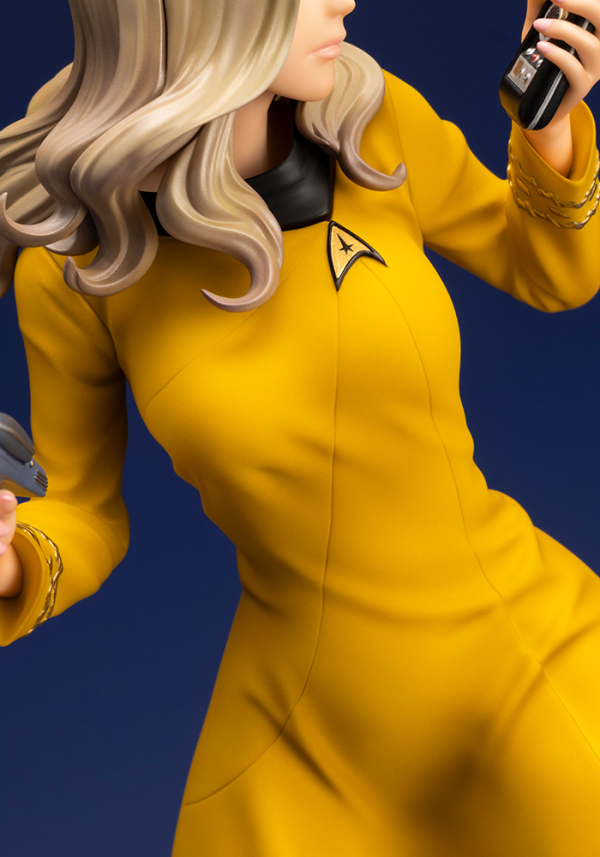 KOTOBUKIYA STAR TREK COMMAND OFFICER BISHOUJO STATUE