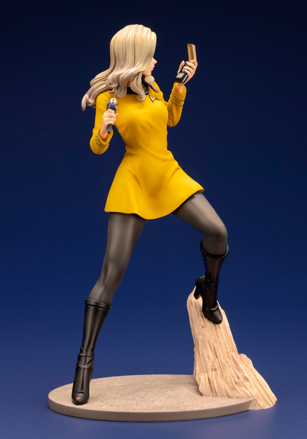 KOTOBUKIYA STAR TREK COMMAND OFFICER BISHOUJO STATUE