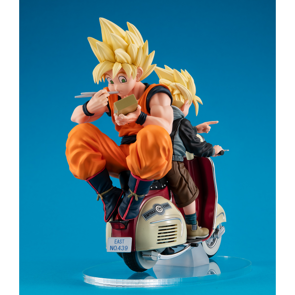 DESKTOP REAL McCOY EX Dragon Ball Z Super Saiyan Son Goku & Super Saiyan Son Gohan＆Mortorbike | 4535123842139