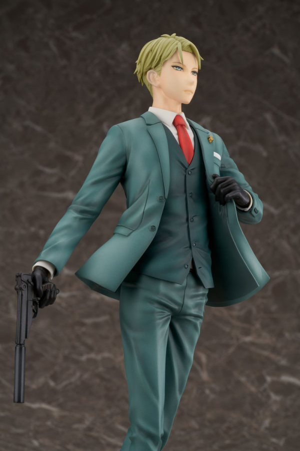 FURYU Corporation SPY×FAMILY Loid Forger 1/7 Scale Figure