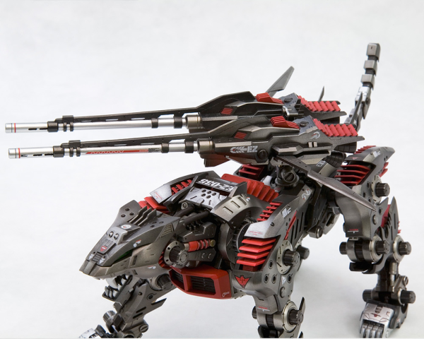 KOTOBUKIYA EZ-035 LIGHTNING SAIX Marking Plus Ver.