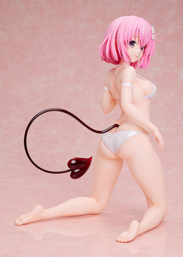 FREEing Momo Belia Deviluke: Swimsuit with Gym Uniform Ver.