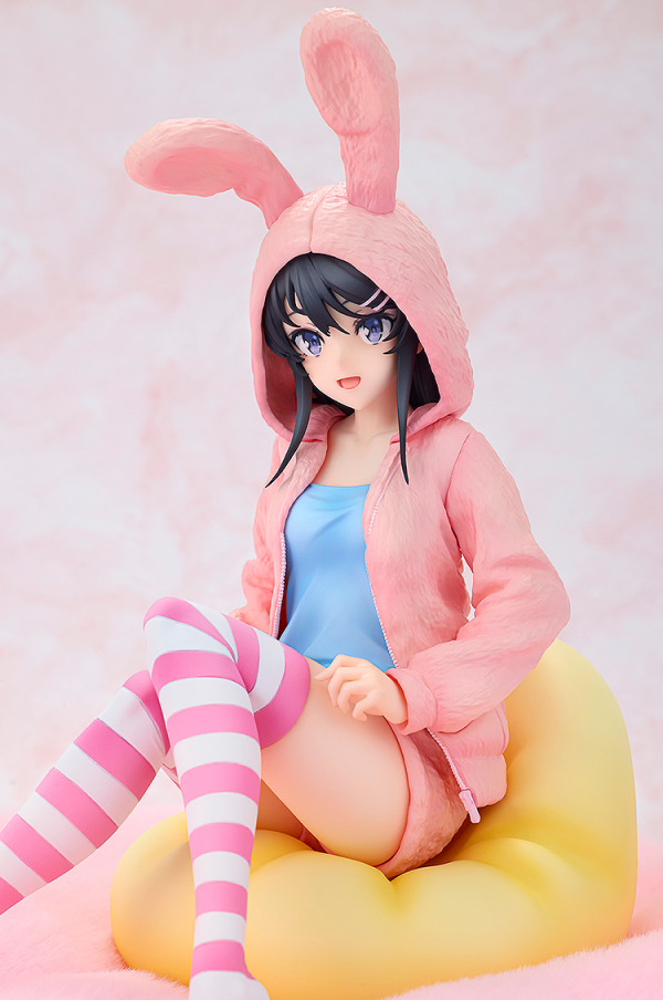 KADOKAWA Mai Sakurajima Hoodie☆Look Rabbit Ears ver.