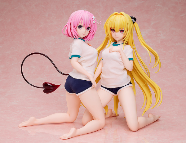 FREEing Momo Belia Deviluke: Swimsuit with Gym Uniform Ver.