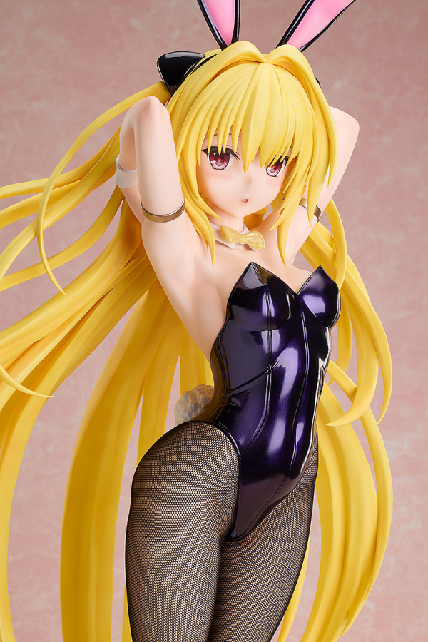 FREEing Golden Darkness: Bunny Ver. (1/3 Scale)