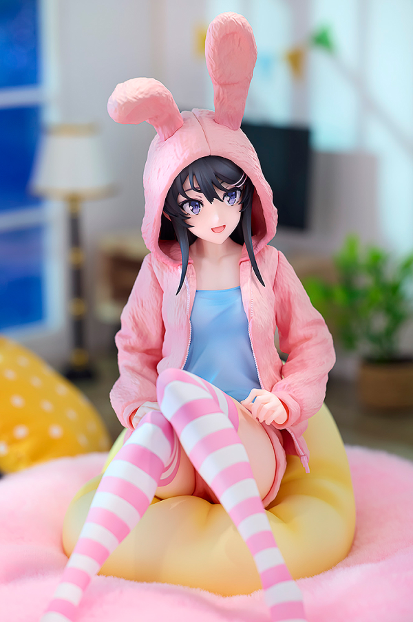 KADOKAWA Mai Sakurajima Hoodie☆Look Rabbit Ears ver.