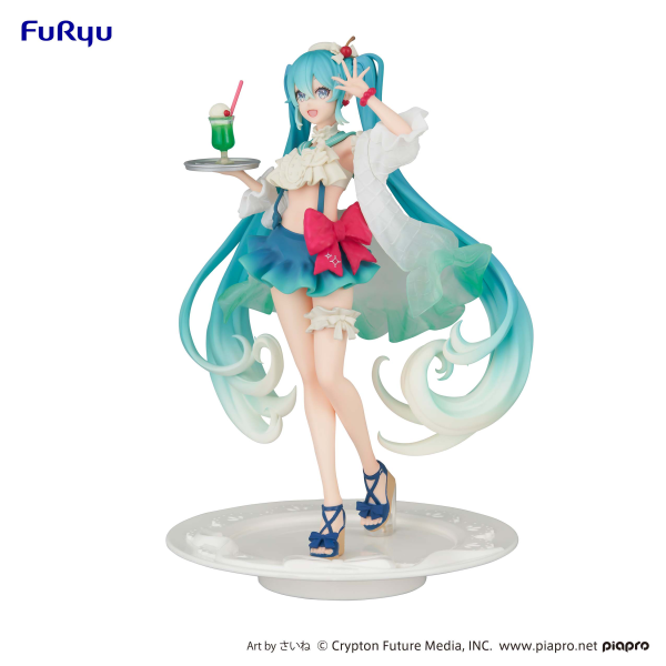 FURYU Corporation Hatsune Miku Exceed Creative Figure - Hatsune Miku SweetSweets Series Melon Soda Float-