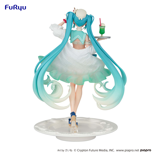 FURYU Corporation Hatsune Miku Exceed Creative Figure - Hatsune Miku SweetSweets Series Melon Soda Float-