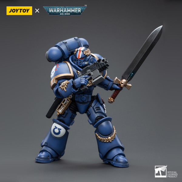 Joy Toy Ultramarines Primaris Lieutenant Argaranthe