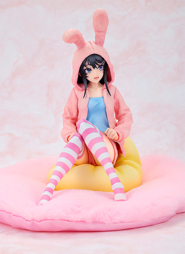 KADOKAWA Mai Sakurajima Hoodie☆Look Rabbit Ears Ver. Popular Edition