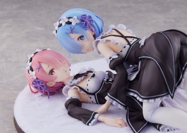 Good Smile Company Re:ZERO -Starting Life in Another World- Ram ＆ Rem 1/7 Scale Figure set