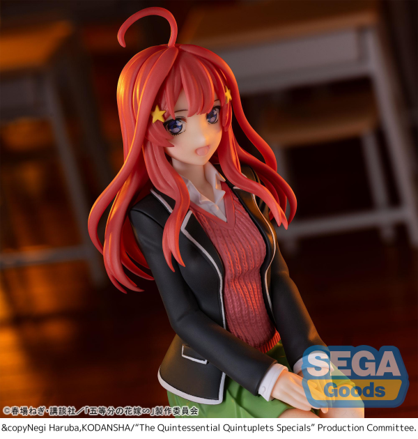 SEGA "The Quintessential Quintuplets Specials" PM Perching Figure "Itsuki Nakano"