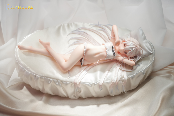 GOOD SMILE COMPANY SSR FIGURE Wakening White Haired-Chan 1/7 Scale Figure(6977459540019)(6977459540019)