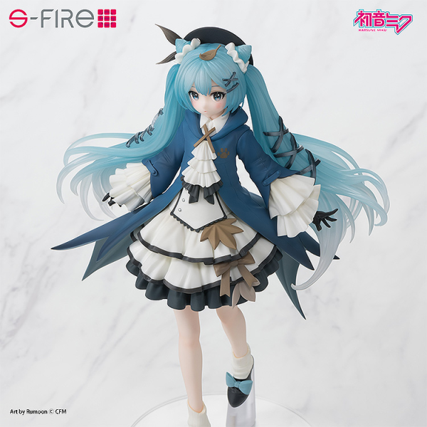 MIKU AUTUMN OUTING FIGURE