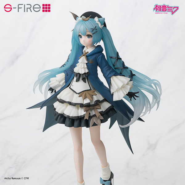 MIKU AUTUMN OUTING FIGURE