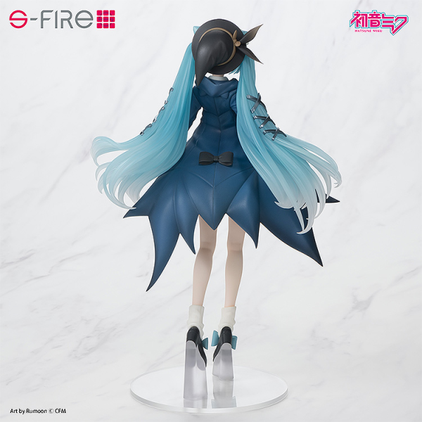 MIKU AUTUMN OUTING FIGURE