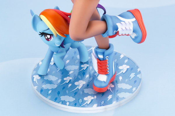 KOTOBUKIYA MY LITTLE PONY RAINBOW DASH BISHOUJO STATUE(4934054070428)(4934054070428)