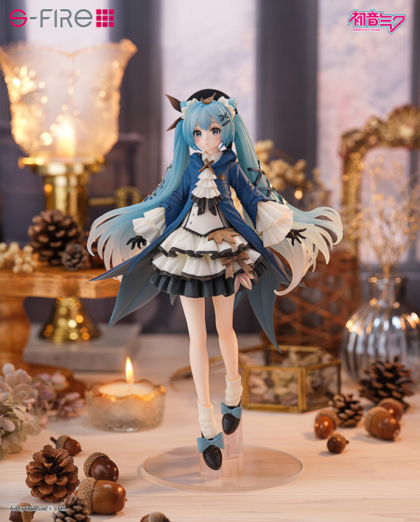 MIKU AUTUMN OUTING FIGURE