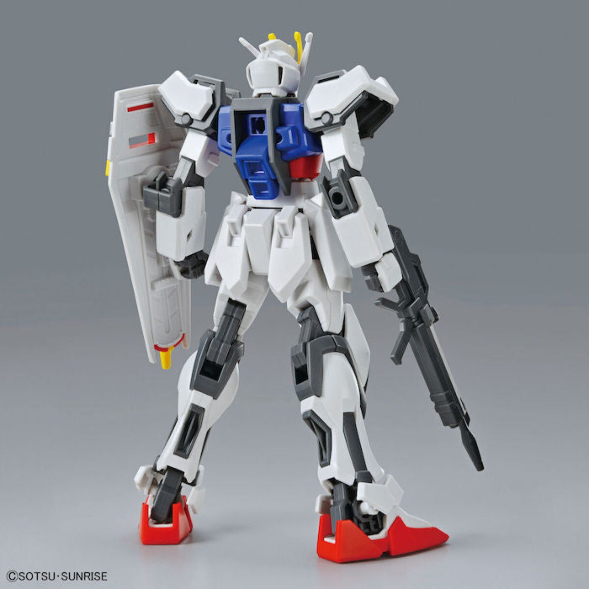 BANDAI Hobby ENTRY GRADE 1/144 STRIKE GUNDAM