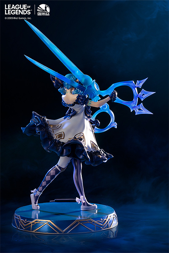 GoodSmile Company Infinity Studio×League of Legends The Hallowed Seamstress- Gwen 1/6 Statue