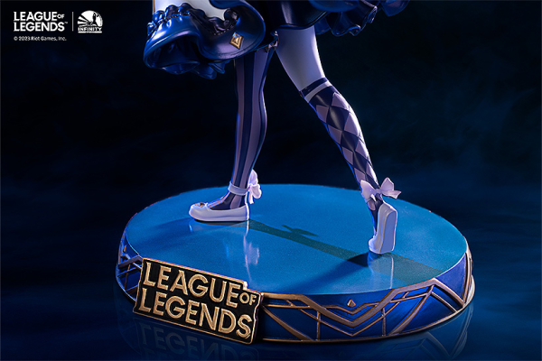 GoodSmile Company Infinity Studio×League of Legends The Hallowed Seamstress- Gwen 1/6 Statue