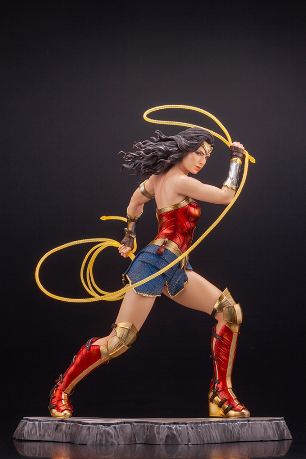 KOTOBUKIYA WONDER WOMAN 1984 MOVIE WONDER WOMAN ARTFX STATUE