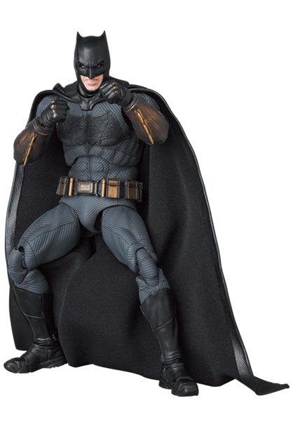 ZACK SNYDERS JUSTICE LEAGUE BATMAN MAFEX AF (NET)